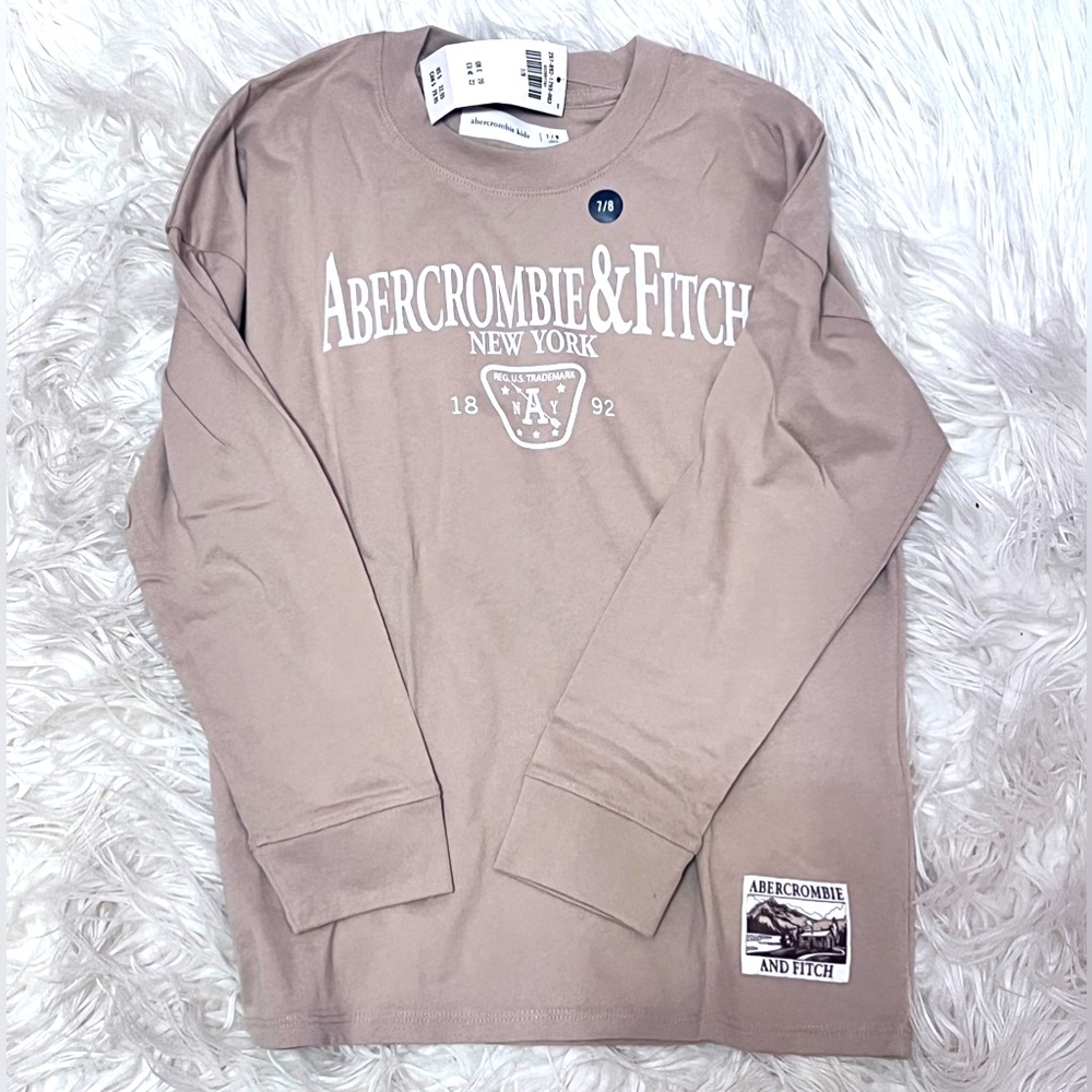 Unisex long sleeve Abercrombie shirt NWT 7/8